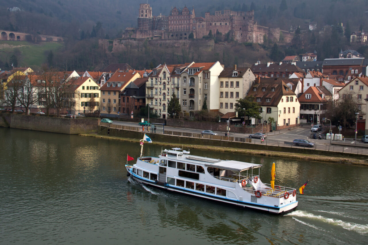 Luxury small-ship river cruise along the coast, top-ranked cruise lines for Croatia and Belgium in Europe